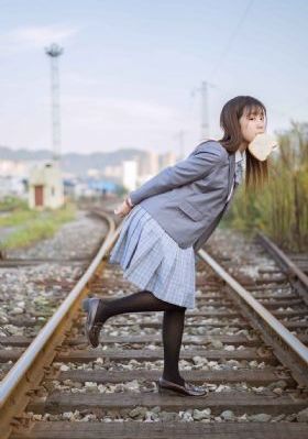 裸美女图片促销标签_剧情片在线视频播放