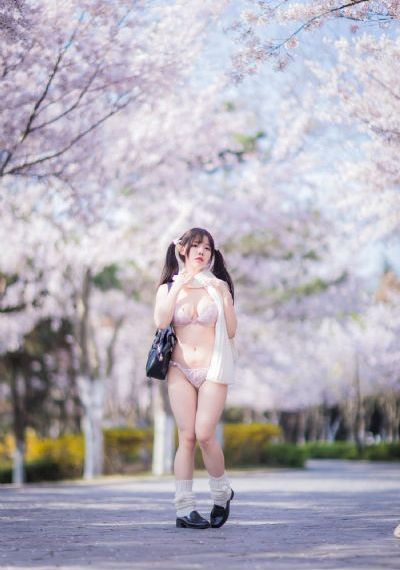 少女哔哩哔哩高清在线观看_720在线观看视频