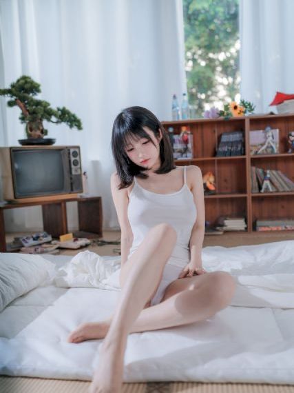 适合深夜自己看的视频_720高清完整版播放
