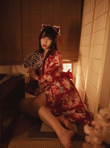 手机青青在线观看香蕉_1080在线观看完整版